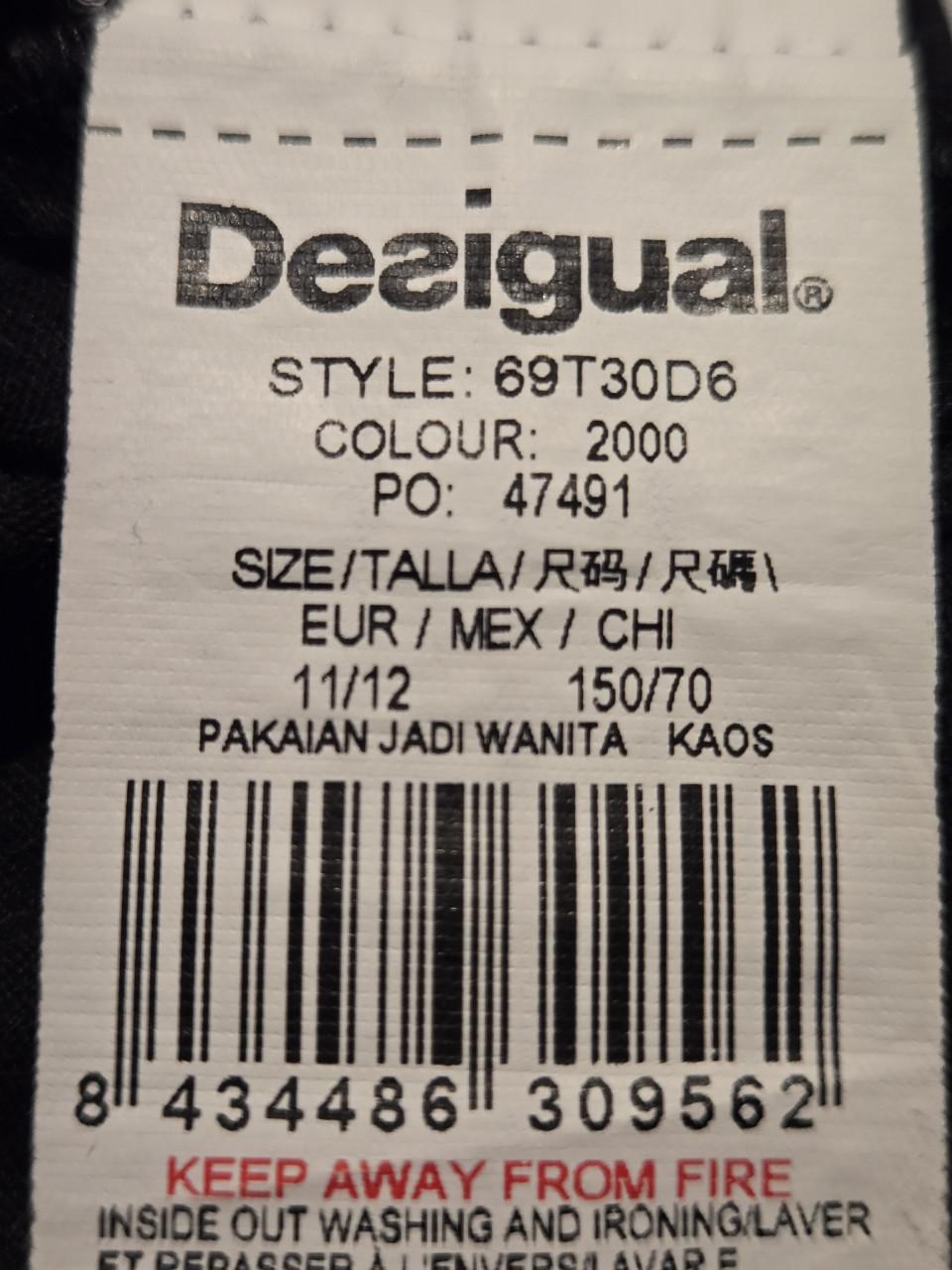 Jurkje met lange mouwen Desigual Maat 150/70 11/12 jaar