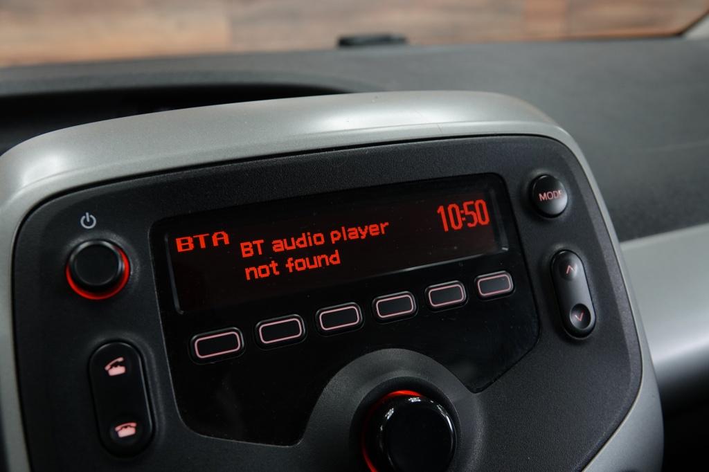 Peugeot 108 1.0 e-vti active | nl auto | bluetooth | airco |