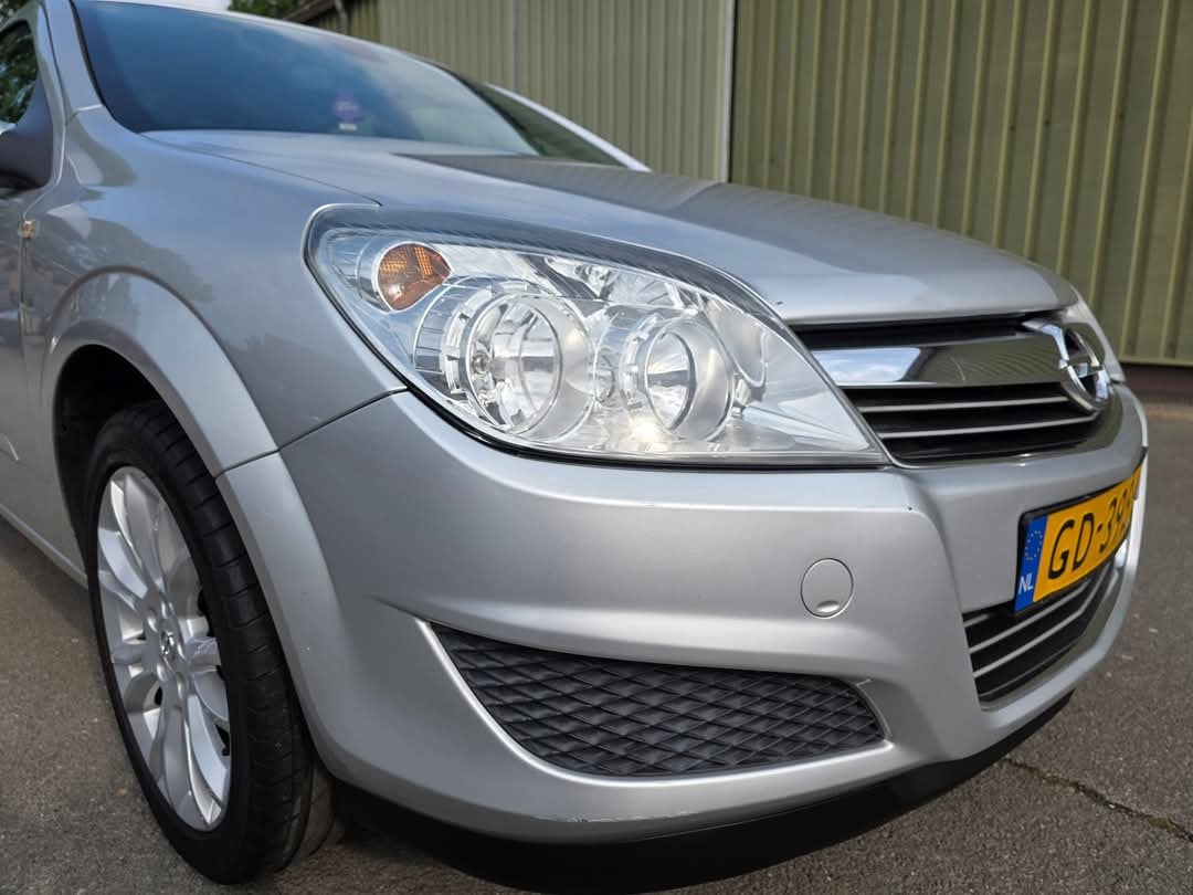 Tekoop zeer nette Opel Astra 1.4 I Businnes Wagon