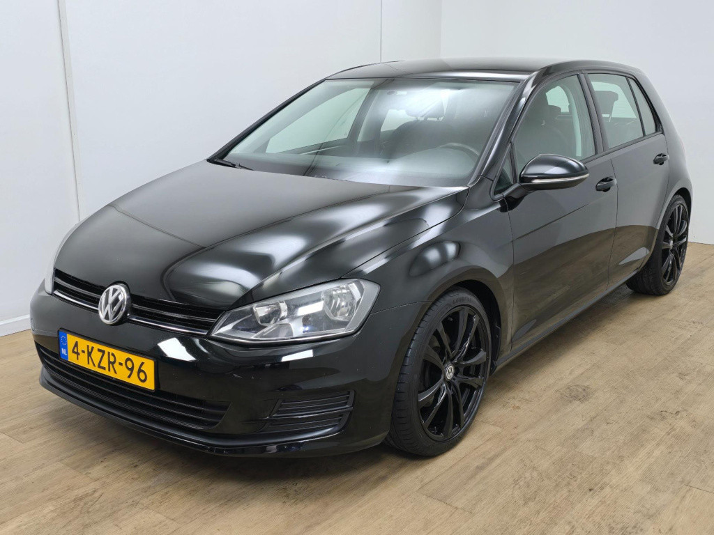 Volkswagen Golf occasion 1.2 tsi black edition met cruisecontrol en dikke v