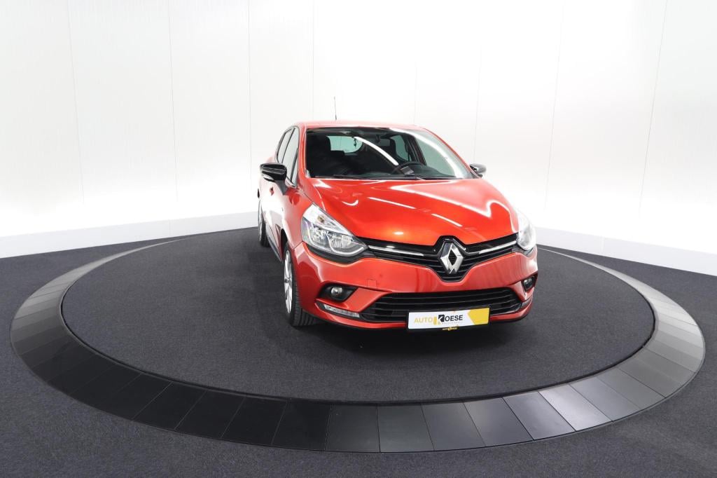 Renault Clio tce 90 limited | trekhaak | parkeersensoren | navigatie | crui