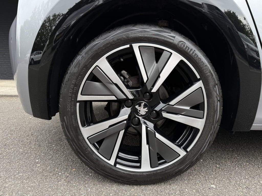 Peugeot 208 1.2 puretech gt