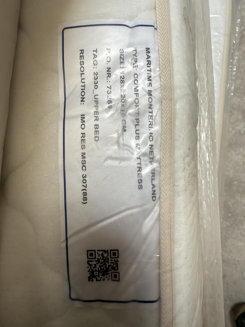 Nieuwe Matermoll matrassen 1/2 persoons