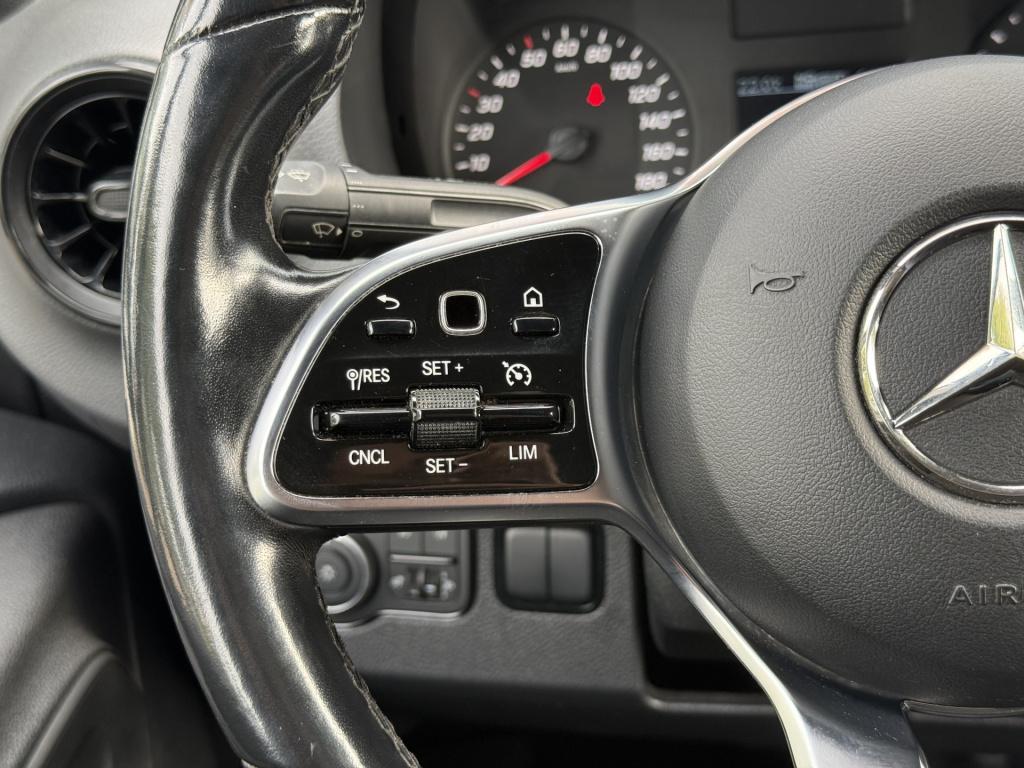 Mercedes-Benz Sprinter 319 1.9 cdi bakwagen met laadklep | zijdeur | cruise