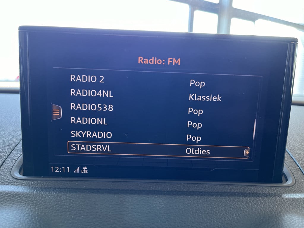 Audi A3 limousine 1.5 tfsi cod sport s line edition nl auto