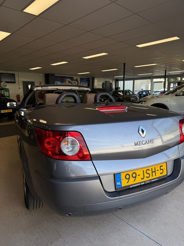 Renault Megane coupé-cabriolet 2.0-16v ultimate edition