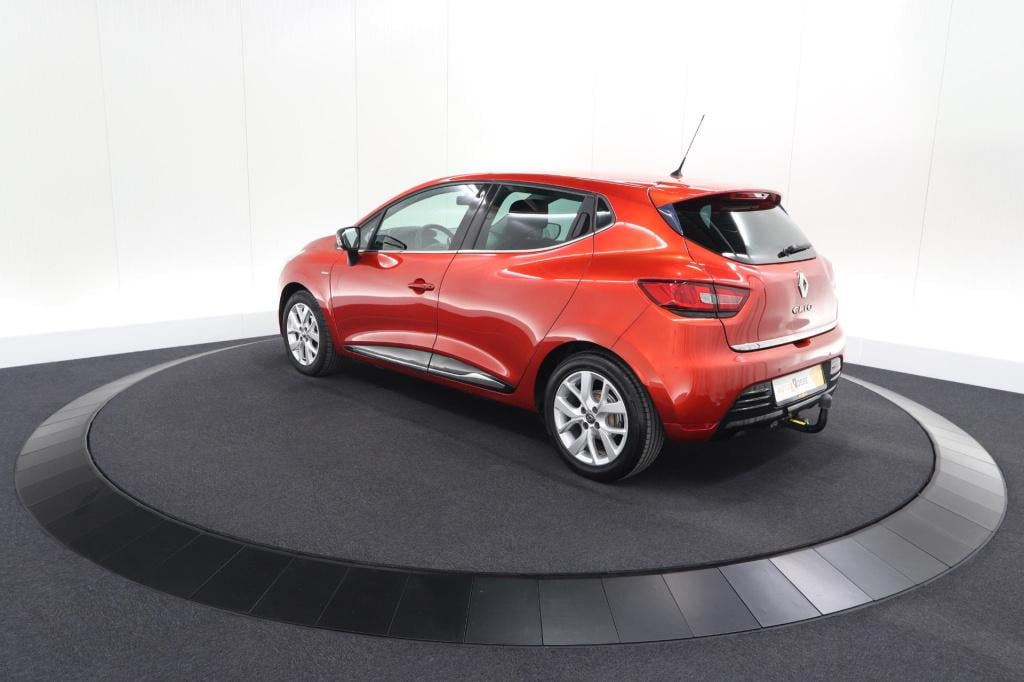 Renault Clio tce 90 limited | trekhaak | parkeersensoren | navigatie