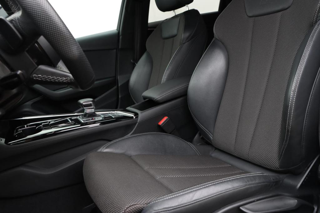 Audi A4 avant 35 tfsi s-line edition competition 150pk s-tronic