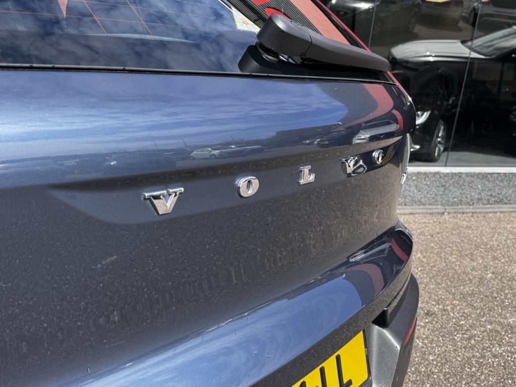 Volvo XC40 2.0 t4 inscription automaat | leer | 19'' lmv | trekhaak