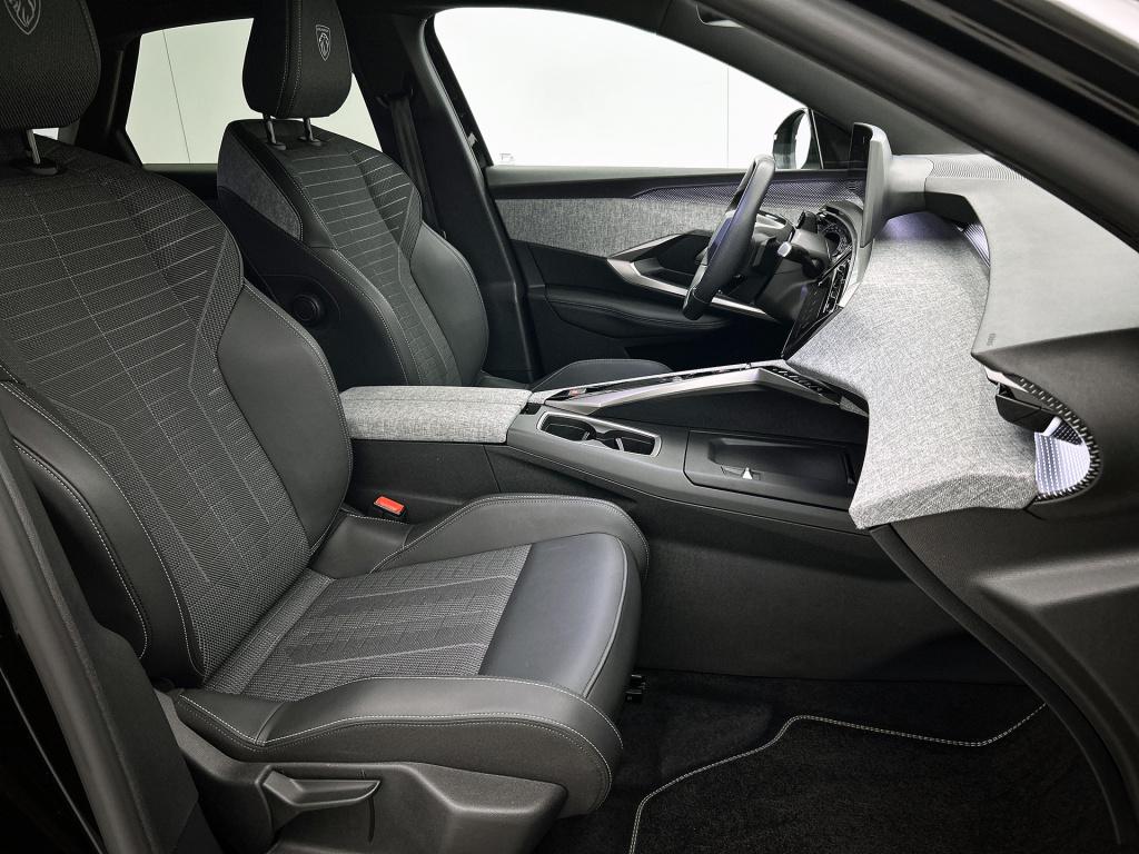 Peugeot 3008 hybrid 145pk automaat gt | rijklaar | elektrische achterkep | 