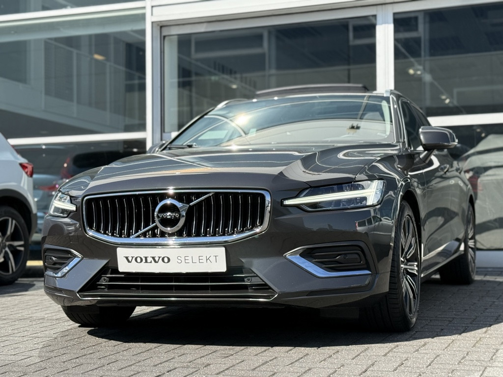 Volvo V60 b3 163pk inscription| panodak| adap.cruise| camera| leder| h&k s