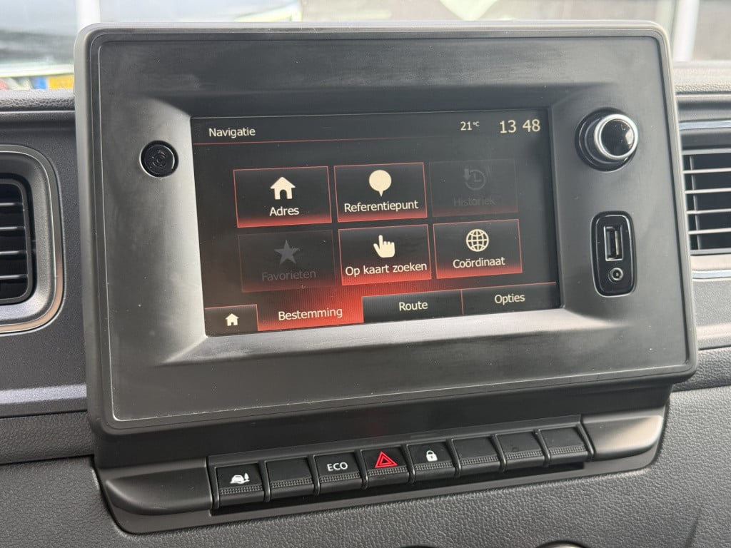 Renault Master t35 2.3 dci 135 l2h2 | trekhaak | navi | carplay | cruisec. 