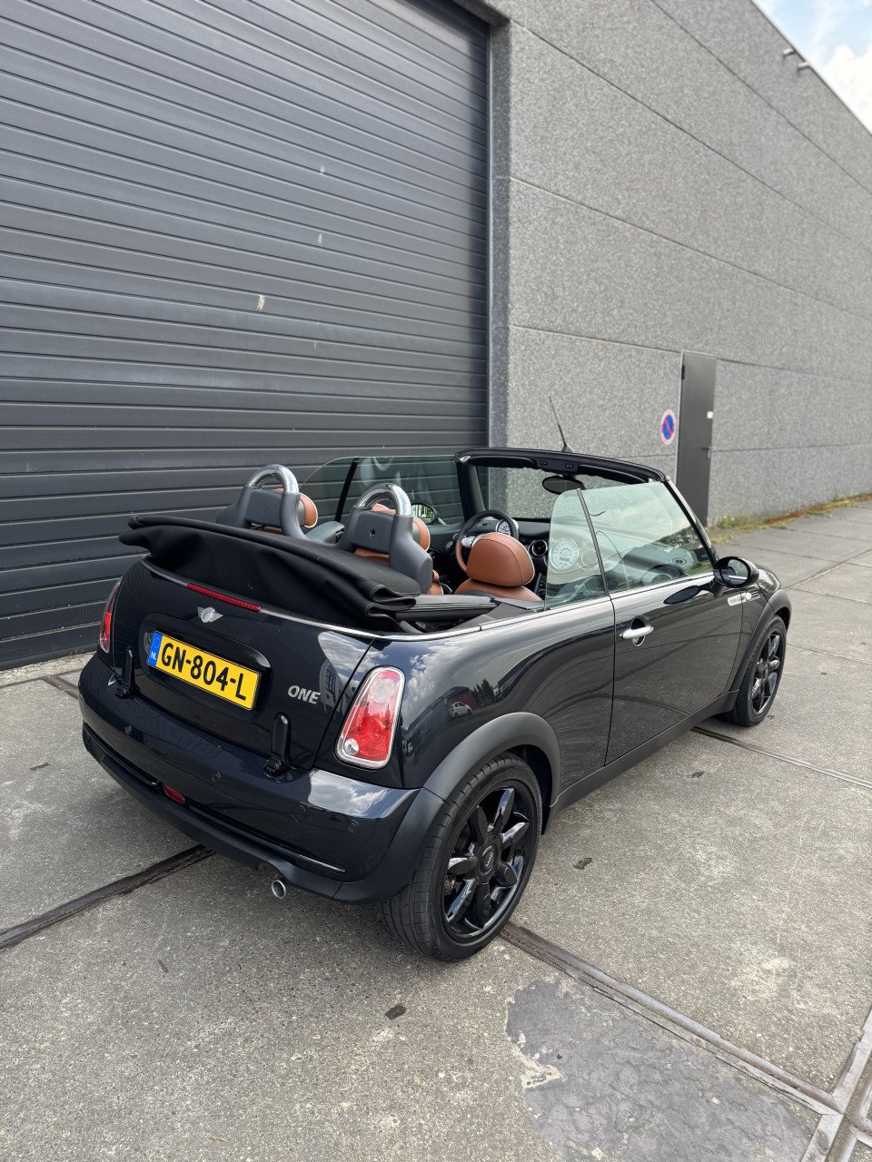 Mini Cooper Cabriolet 1.6 Sidewalk 144DKM 2007