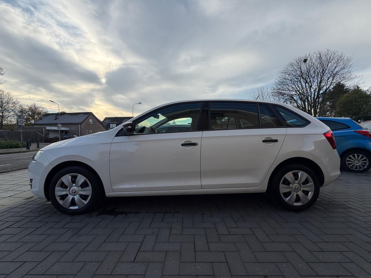 Skoda Rapid 1.2tsi 107Dkm Airco Navigatie Carplay isofix