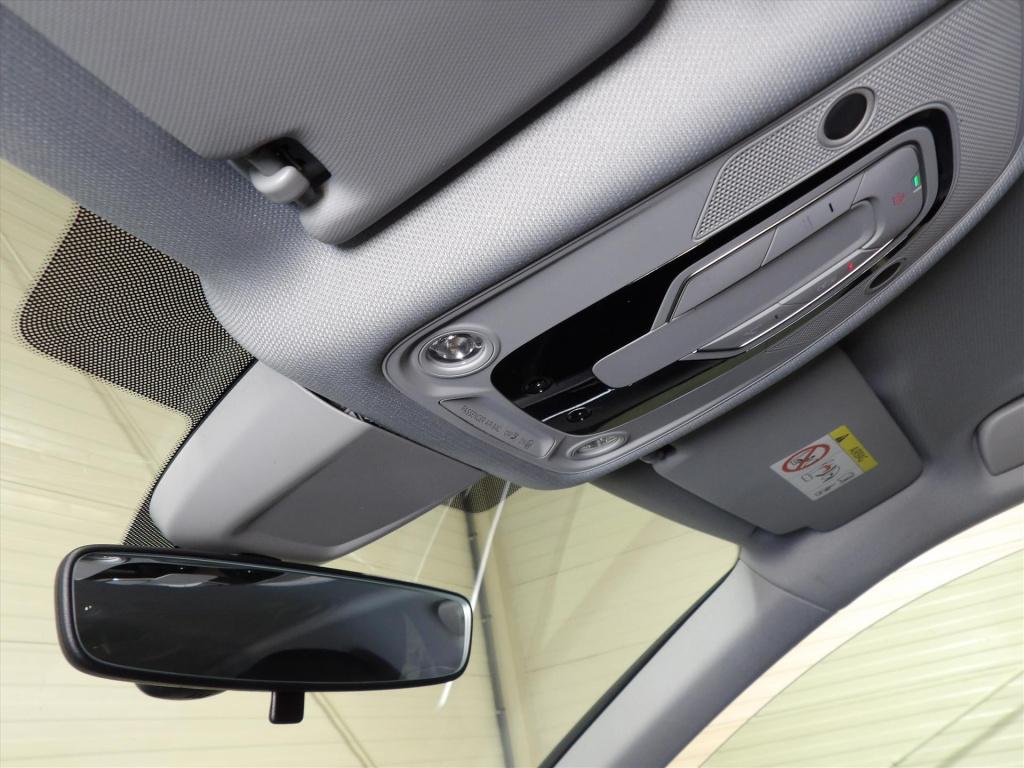 Audi A4 avant 1.4 tfsi 150pk s tronic lease edition