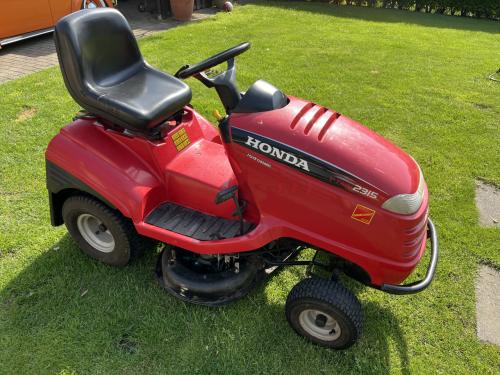 Zitmaaier Honda 2315