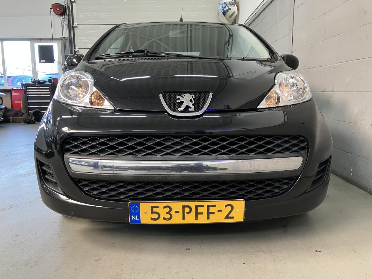 Peugeot 107 5drs met airco