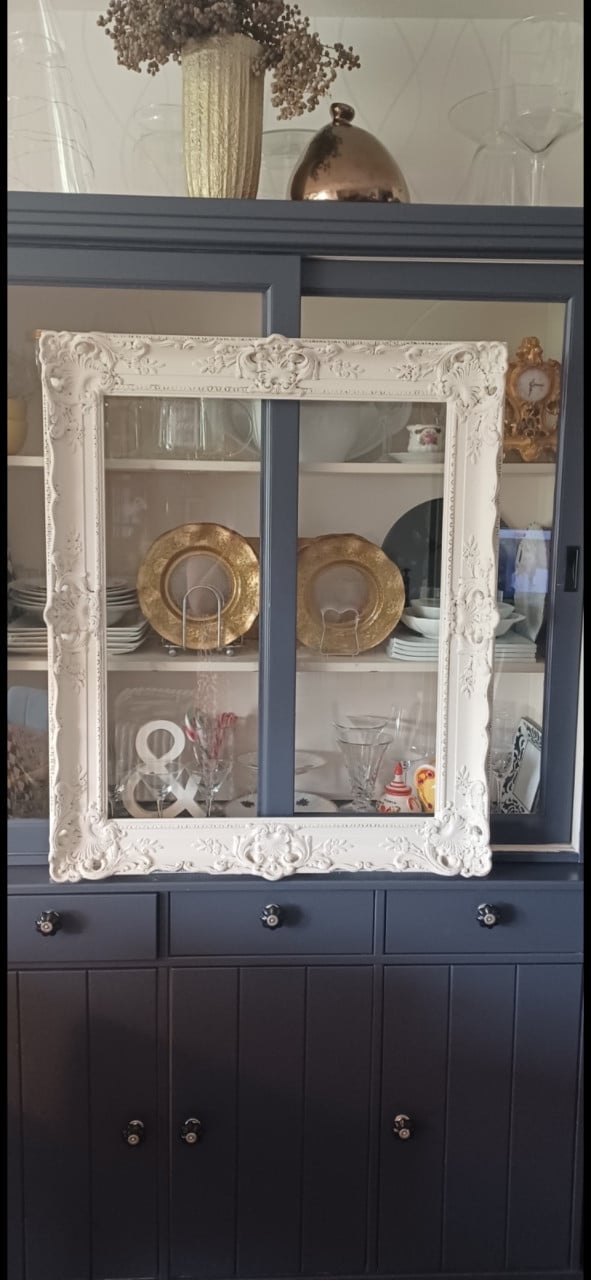 Grote witte barok lijst