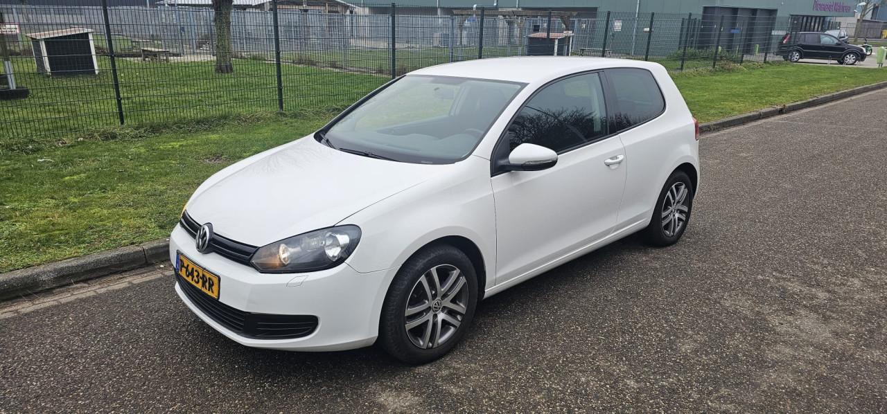 Volkswagen Golf 1.4 Easyline Carplay/Stoelverwarming! Vol Optie's!!