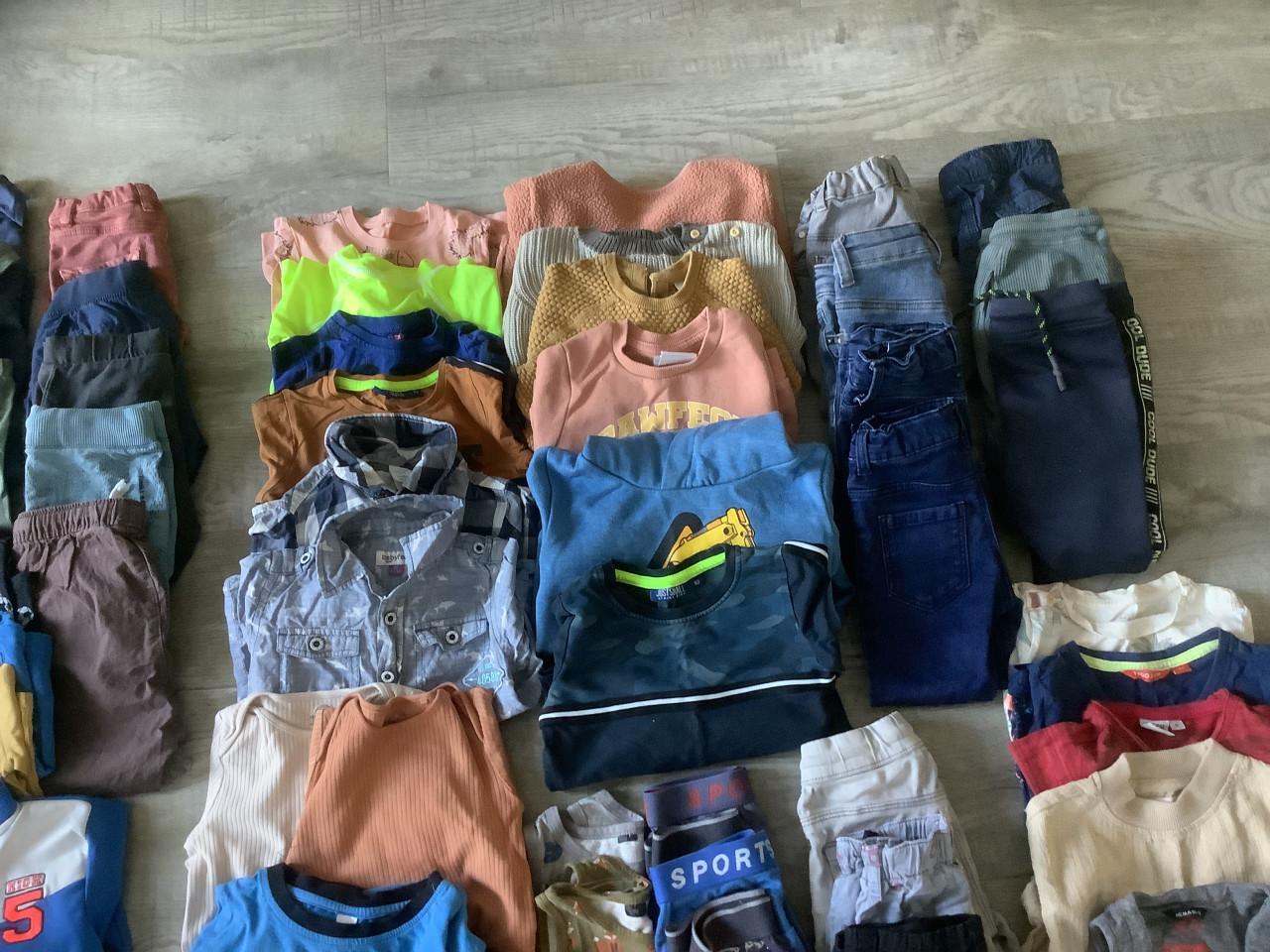 Ophalen € 30,-  Kledingpakket 81 stuks, Jongens - maat 86/92 - zie foto’s