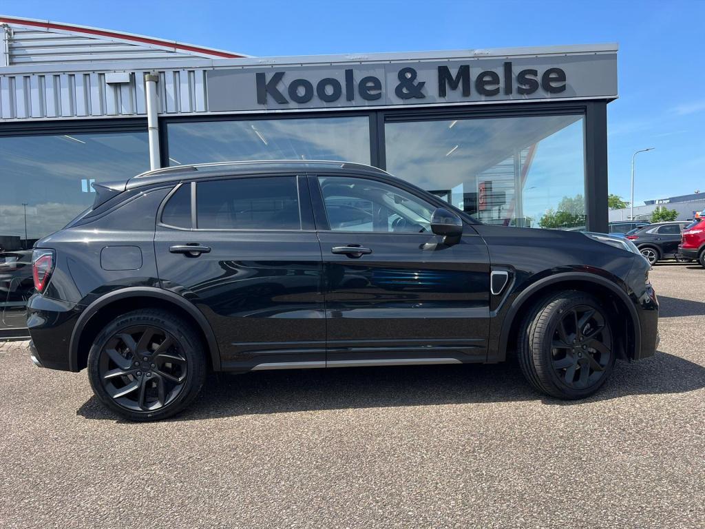 Lynk & Co 01 1.5td 261pk phev 7dcth , black edition , panoramadak, 360gr ca