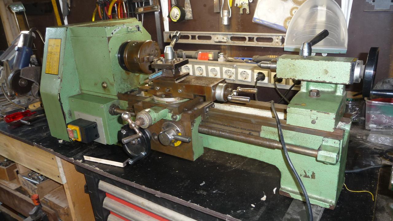 TE  KOOP METAALDRAAIBANK FERM 350