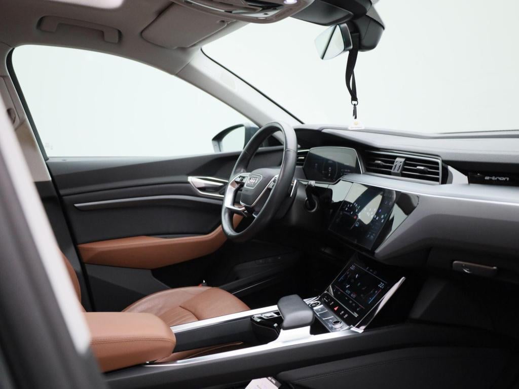 Audi E-tron 55 quattro business edition plus 95 kwh | automaat | leder | ap