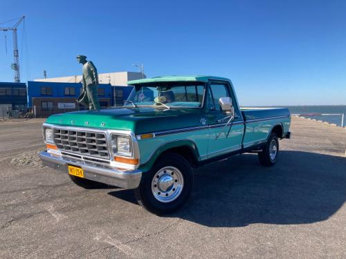 Trouwauto Ford pickup usa (zelf rijden)