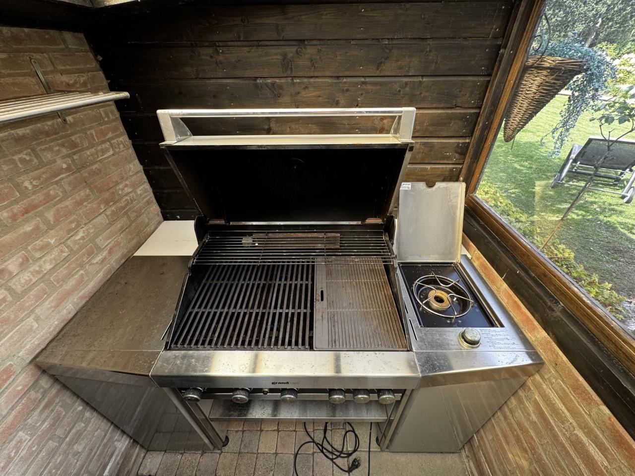 Barbecue Buitenkeuken op gas GRAND HALL G4