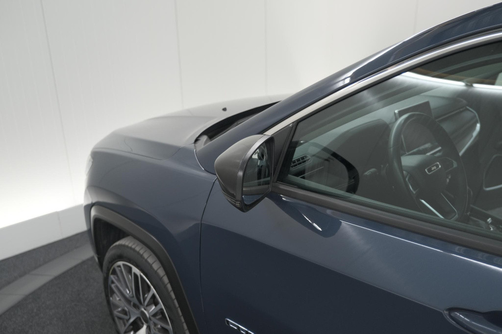 Jeep Compass 4xe 190 plug-in hybrid electric limited | elektrisch panoramad