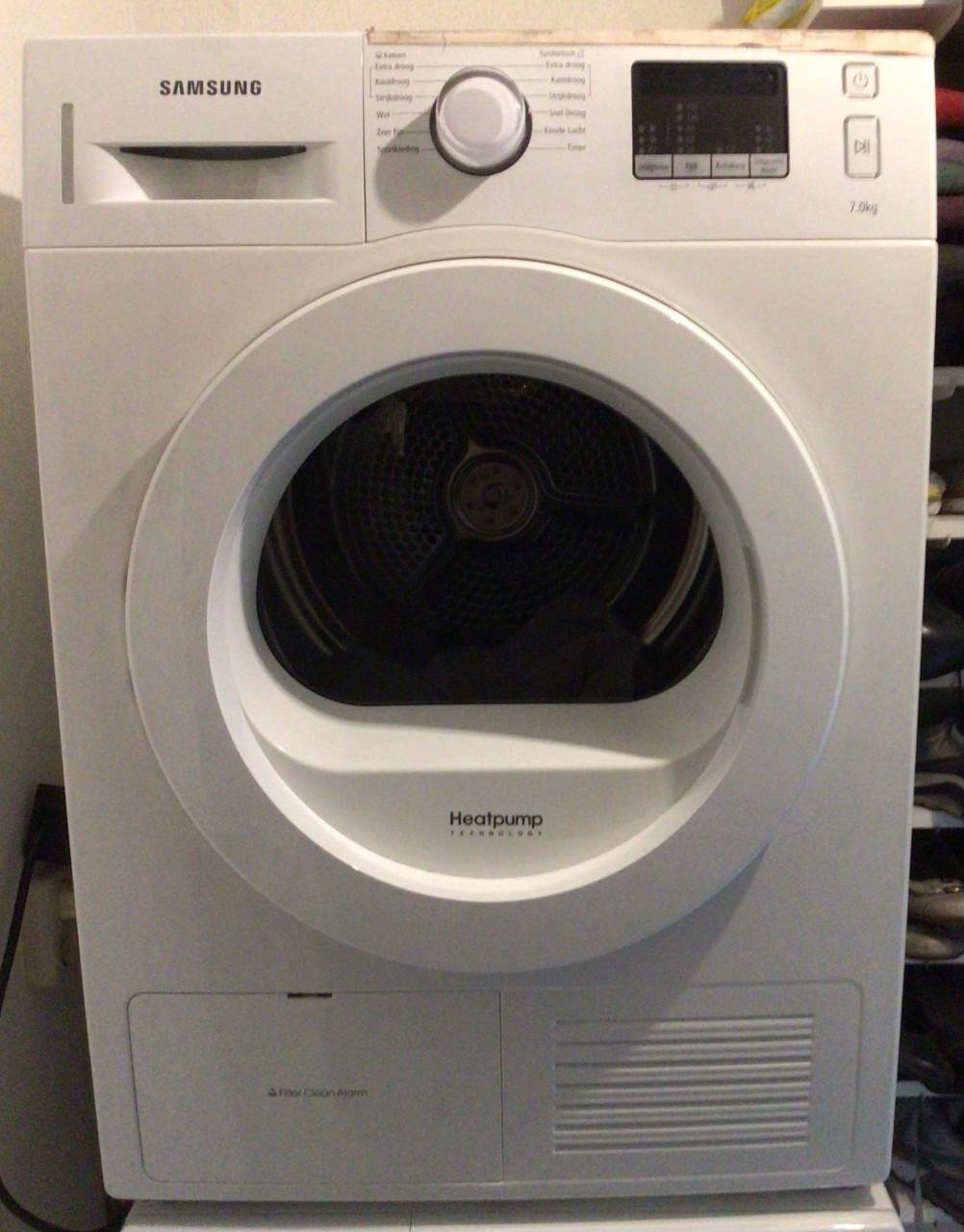 Wasmachine en droger.