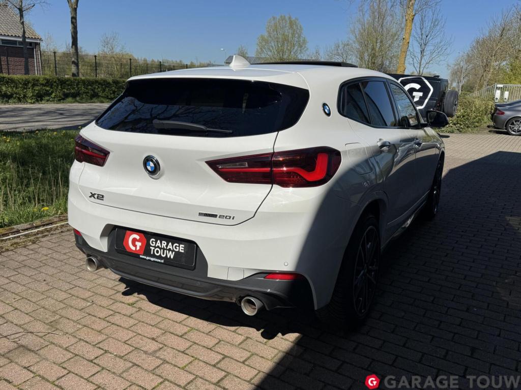 BMW X2 sdrive20i high executive m-sport *pano, hud*