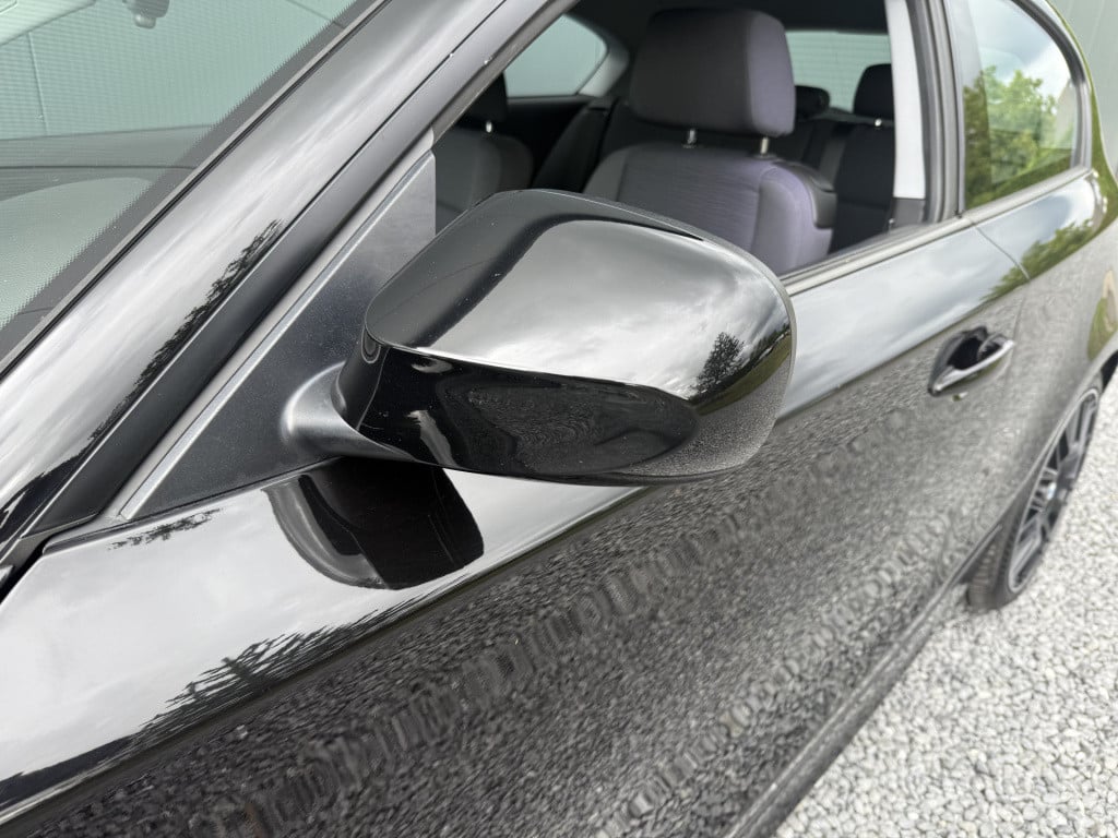 BMW 1 Serie 116i 2.0 122pk executive 3-drs