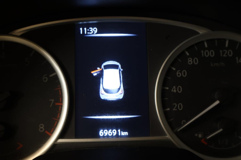 Nissan Micra 0.9 ig-t n-connecta nl auto, cruise controle, navi,