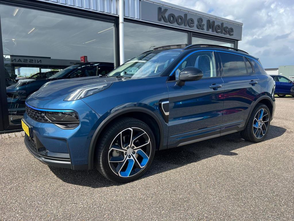 Lynk & Co 01 1.5 261pk phev 7dcth , panoramadak , adaptive cc , carplay