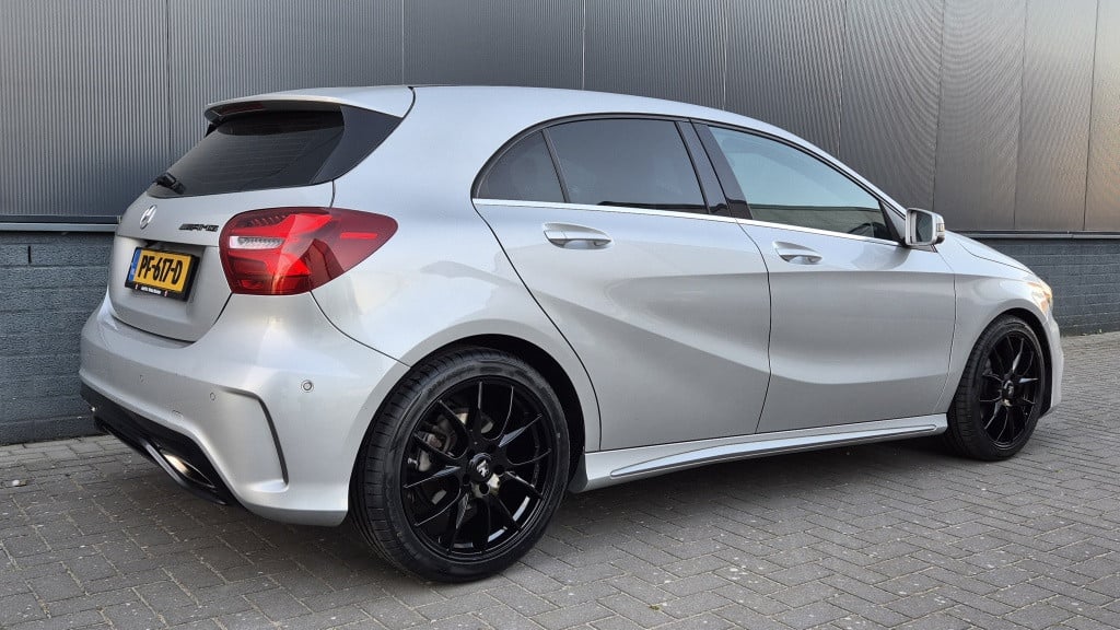 Mercedes-Benz A-Klasse 180 bus.sol amg*led*navi*stoelvrw*18 inch*leder*zwar