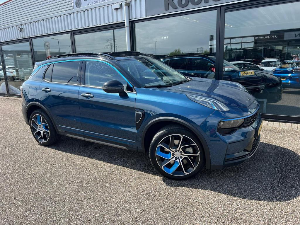 Lynk & Co 01 1.5 261pk phev 7dcth , panoramadak , adaptive cc , carplay