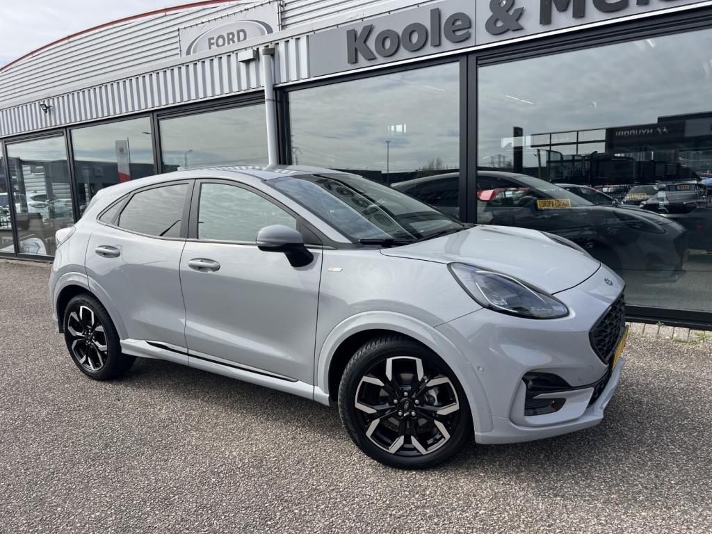 Ford Puma 1.0i ecoboost hybrid 125pk st-line x , voorruitverwarming , stoel