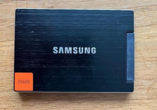 SSD 2.5" SATA 256 GB Samsung