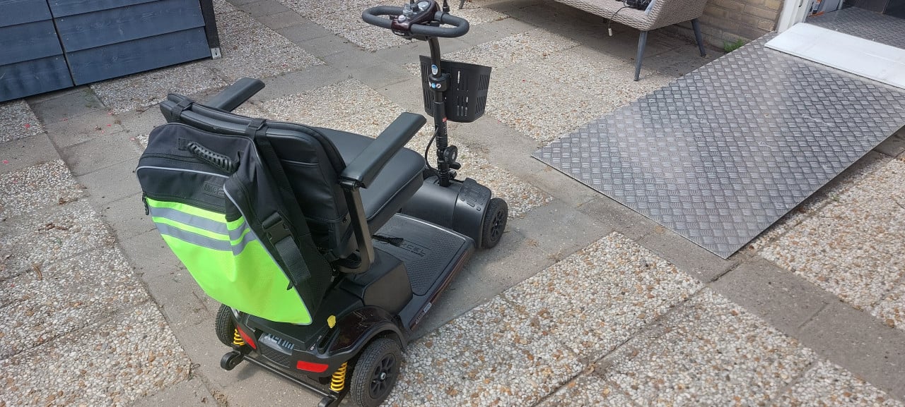 Scootmobiel Excel Xena 4