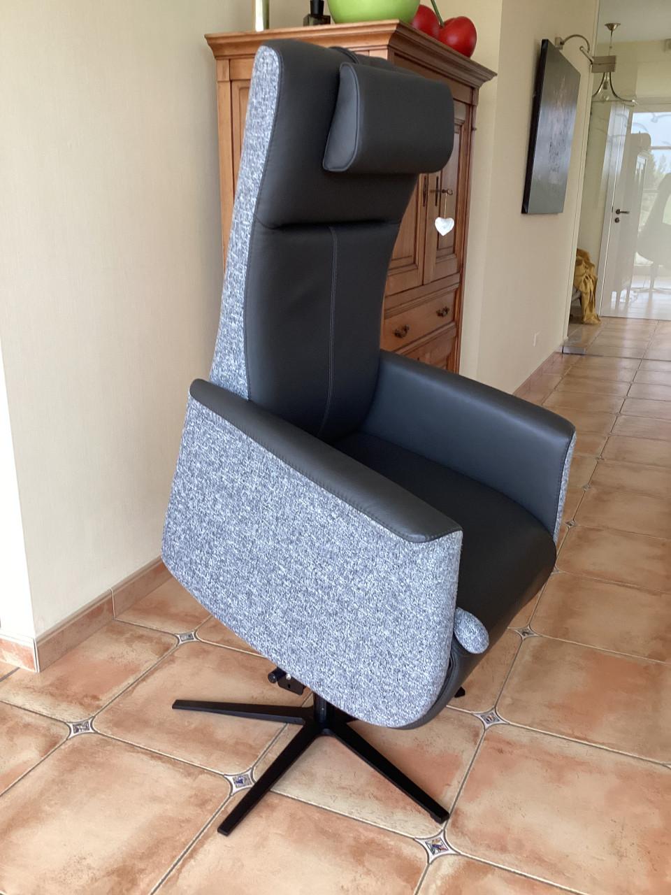 NIEUWSTAAT!Prominent sta op stoel/relax ToscanaNP4800 euro