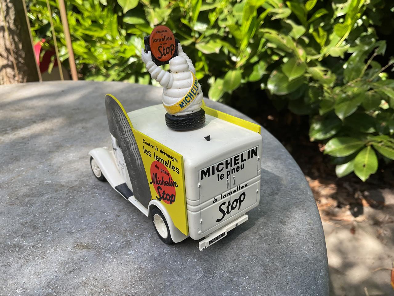 Vintage reclame auto Michelin