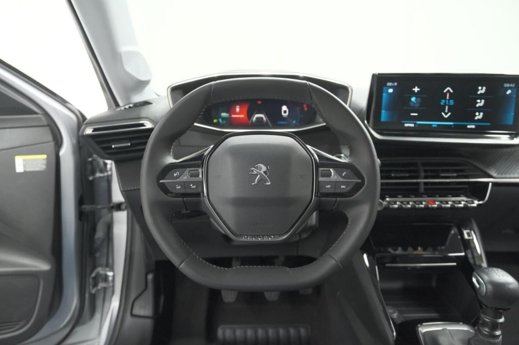 Peugeot 208 puretech 100 allure pack | camera | apple carplay | parkeersens