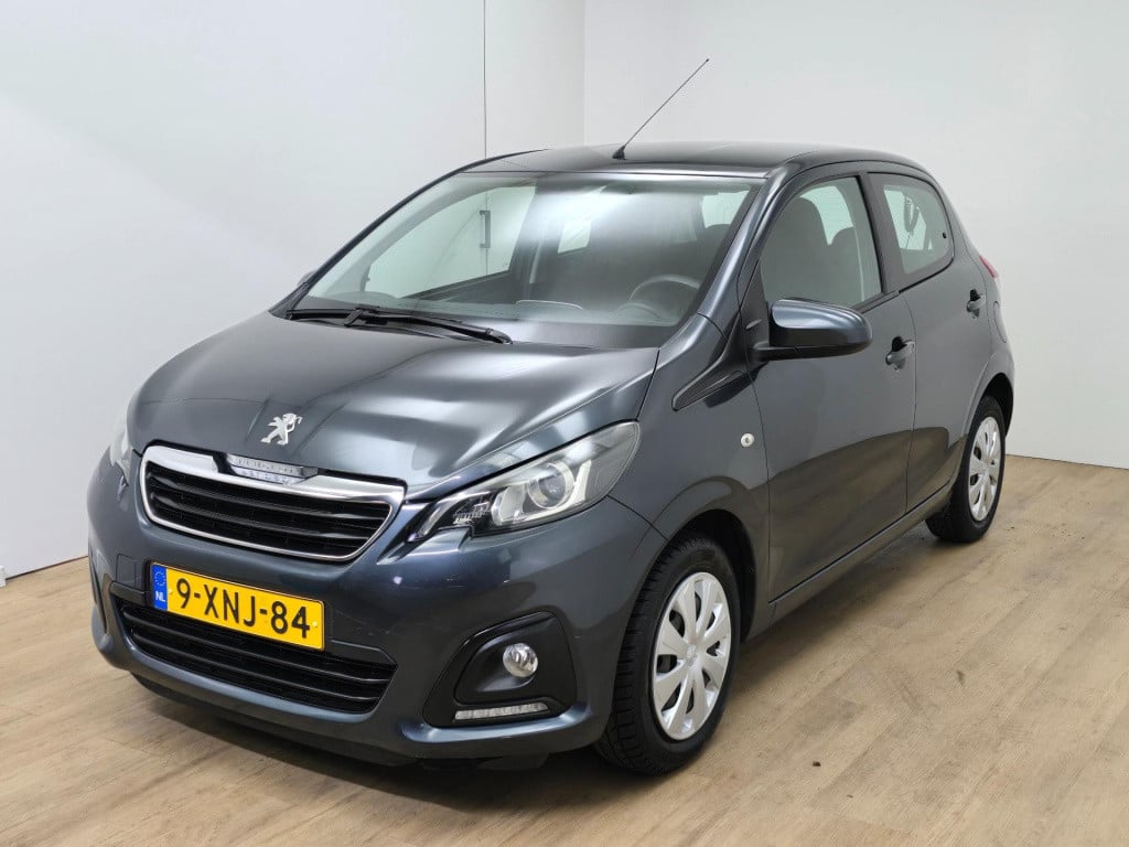 Peugeot 108 occasion 1.0 e-vti active met airco en antracietgrijs qua kleur