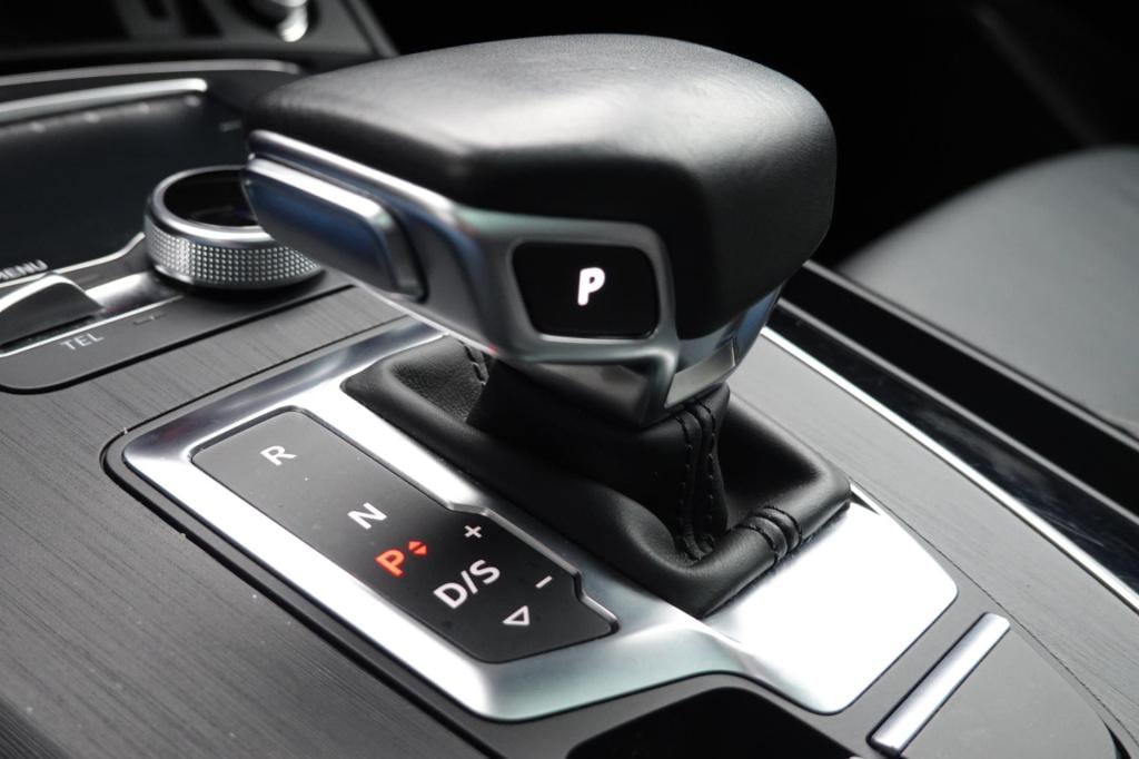 Audi Q5 55 tfsi e quattro competition