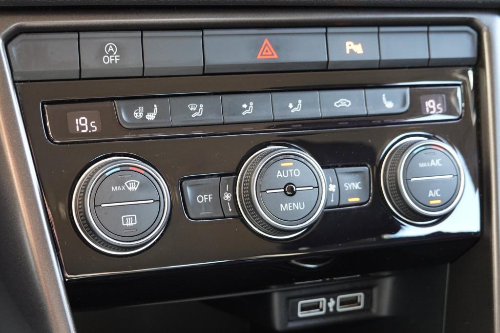 Volkswagen T-roc 1.5 tsi sport