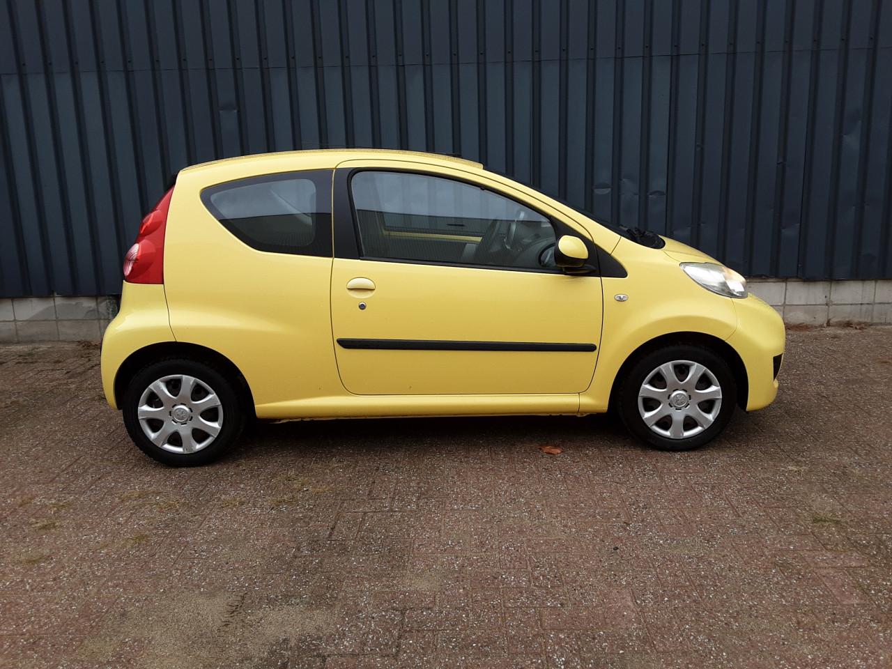 Peugeot 107 1.0-12V XS
