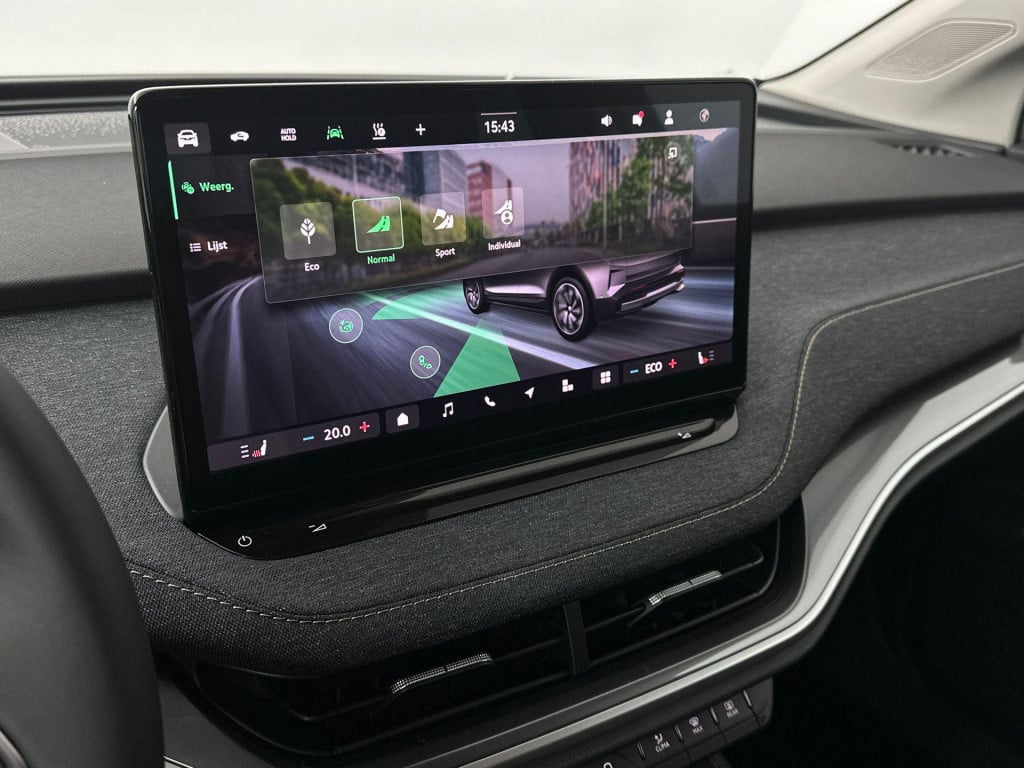 Skoda Elroq business edition tour elektromotor 210 kw / 286 pk