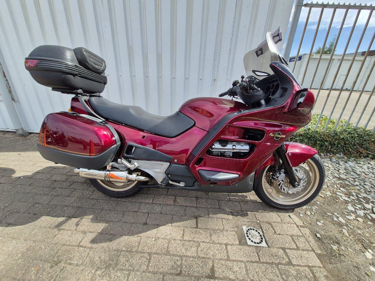 Honda Pan European ST1100, zeer nette toermotor