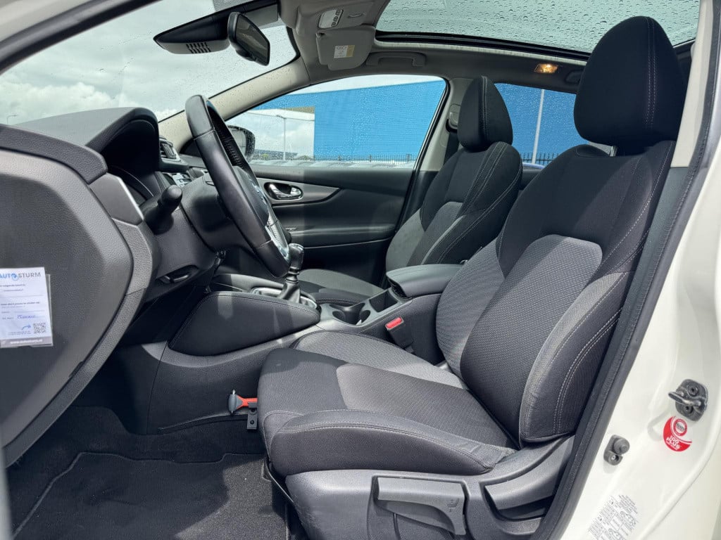 Nissan Qashqai 1.3 dig-t n-connecta design pack | panoramadak | apple carpl